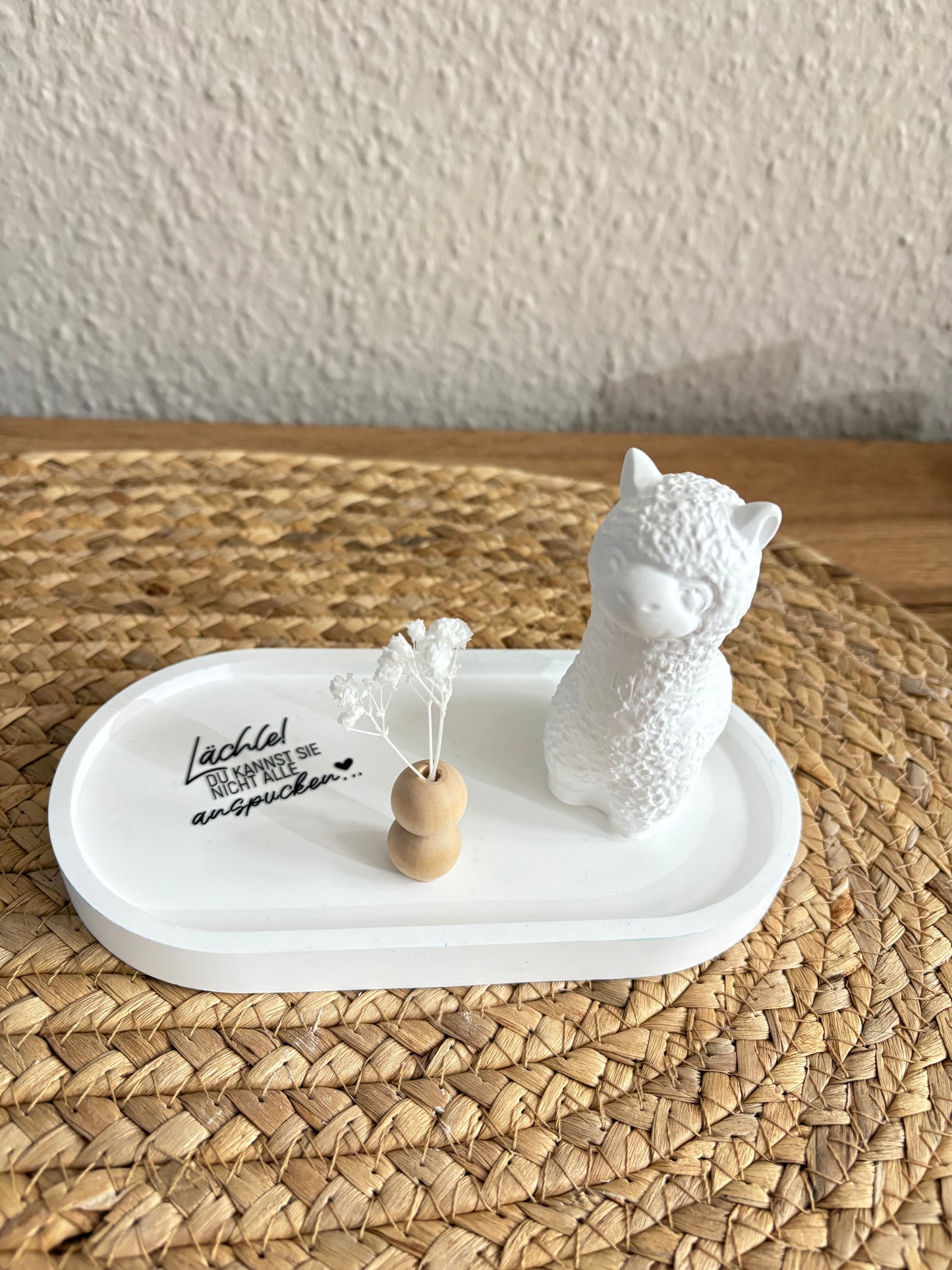 Alpaka auf Dekoschale